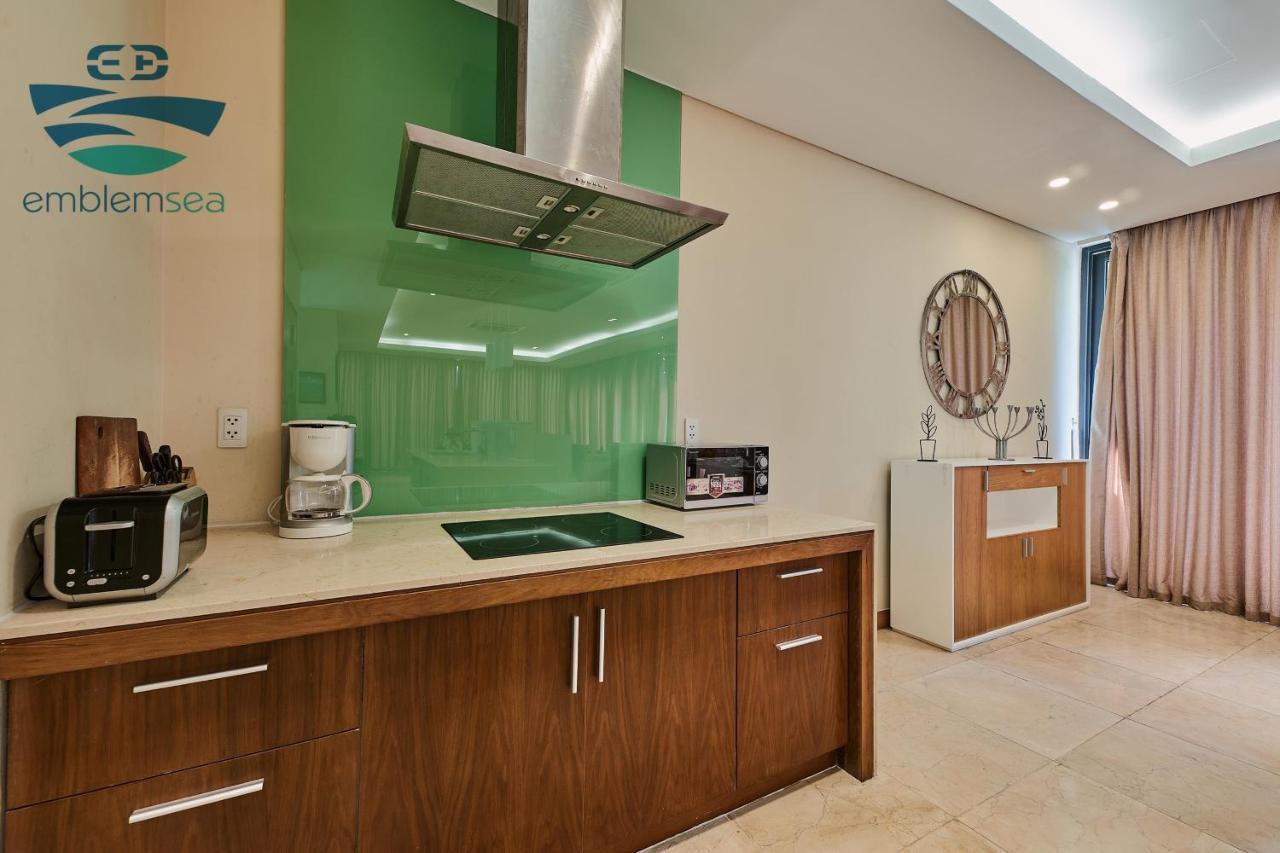 Emblem Sea 4 Bedroom Villas Danang Exterior photo